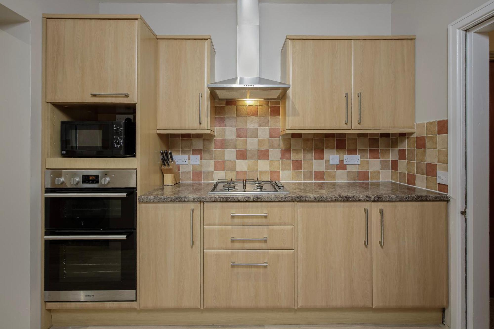 Arnside - Spacious 10-Bedroom Seaside Cottage Blackpool Eksteriør billede