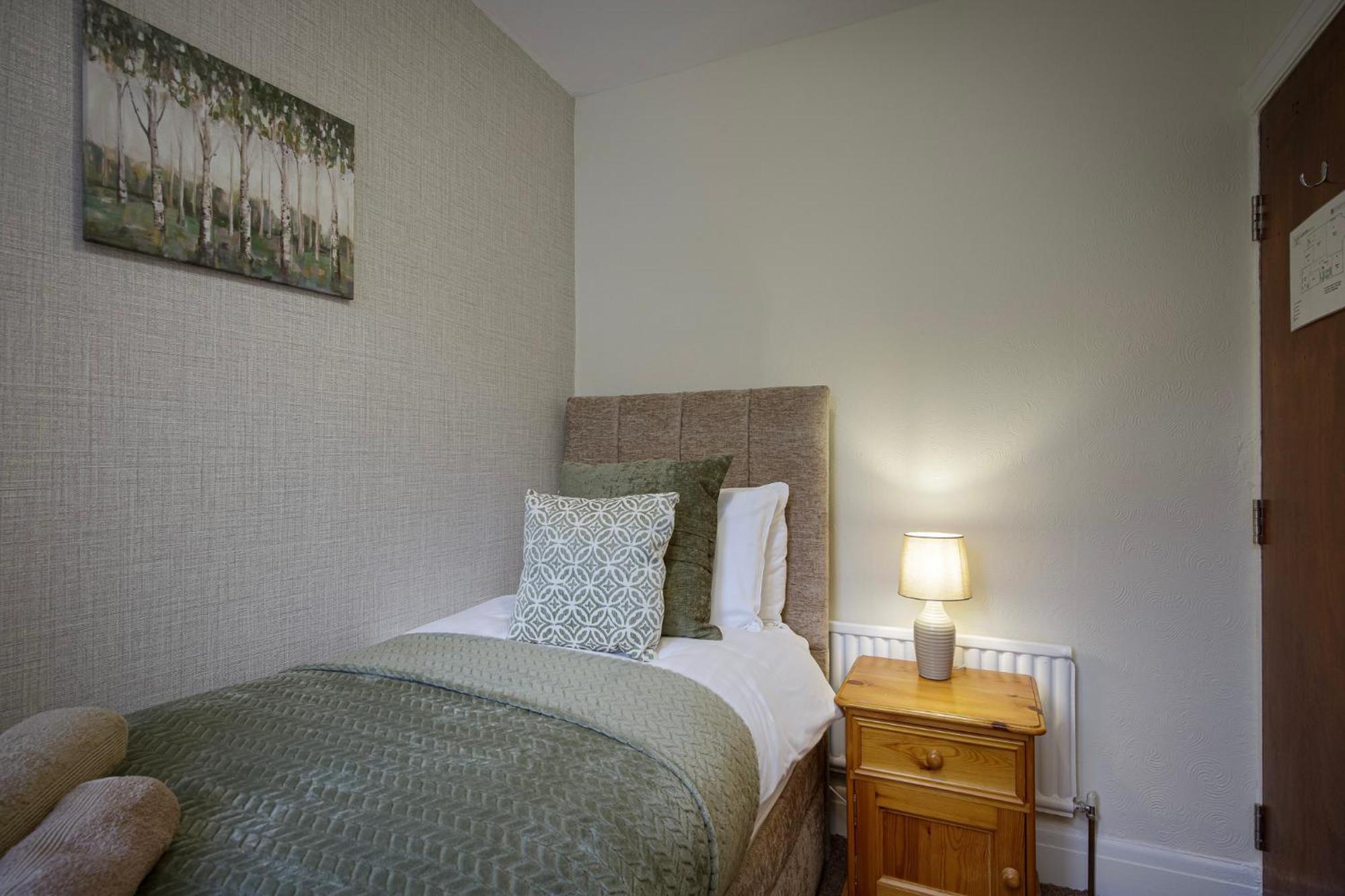 Arnside - Spacious 10-Bedroom Seaside Cottage Blackpool Eksteriør billede