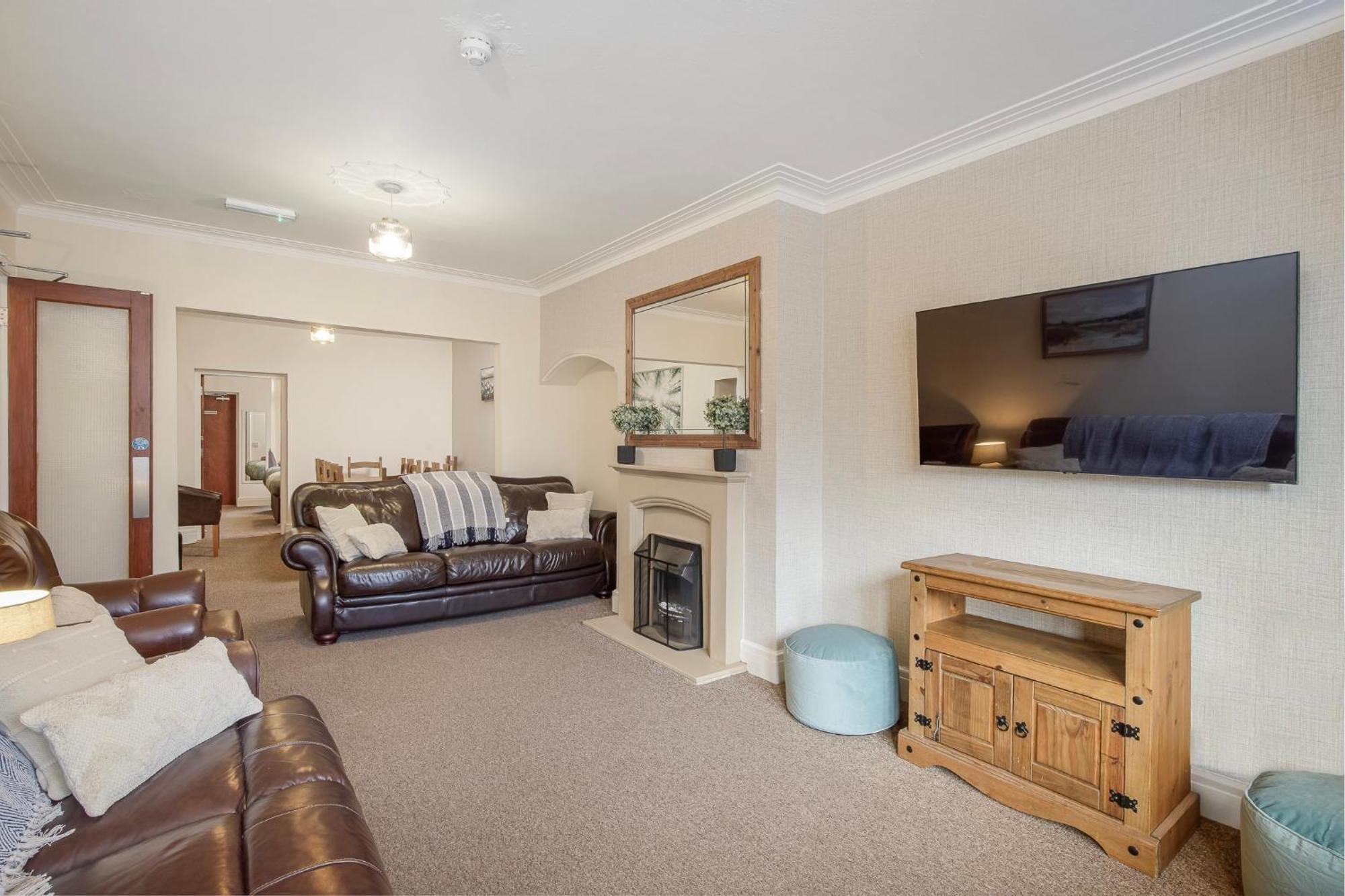 Arnside - Spacious 10-Bedroom Seaside Cottage Blackpool Eksteriør billede