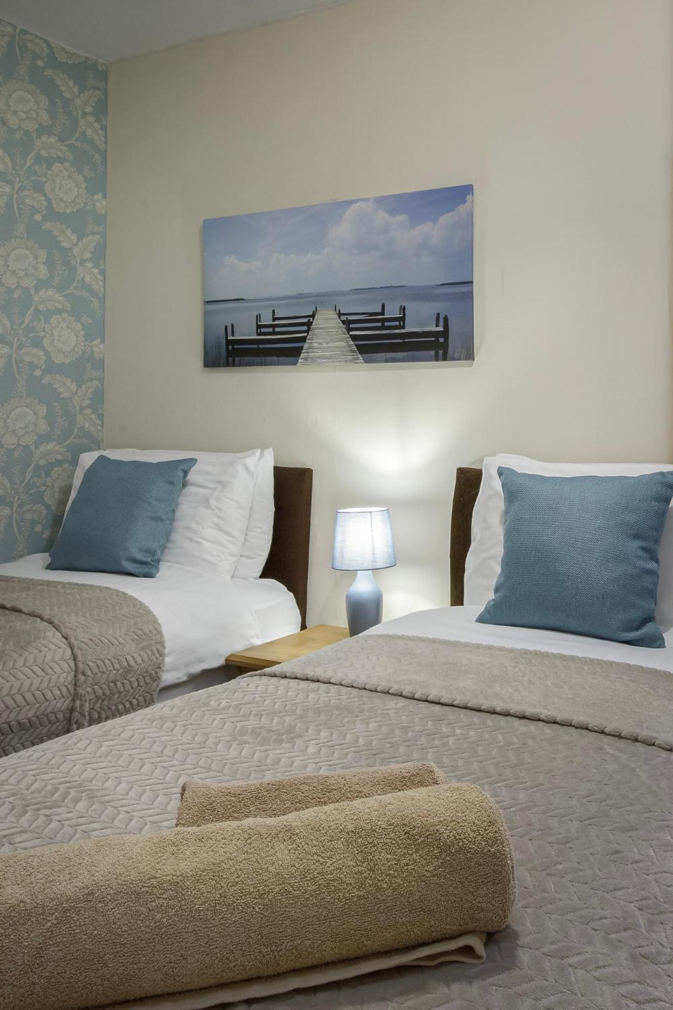 Arnside - Spacious 10-Bedroom Seaside Cottage Blackpool Eksteriør billede