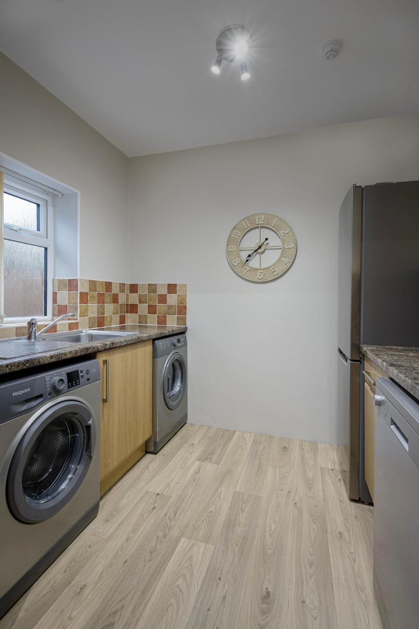 Arnside - Spacious 10-Bedroom Seaside Cottage Blackpool Eksteriør billede